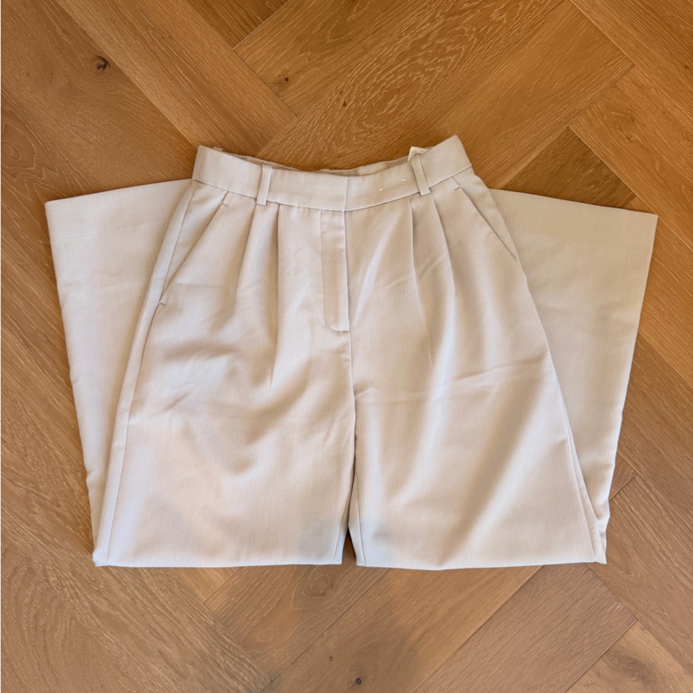 A&F Sloane Trousers- 28 Short, Light Taupe